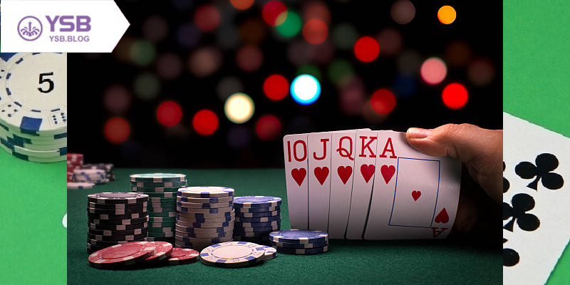 Thùng phá sảnh trong Poker có đánh bại được tứ quý hay không